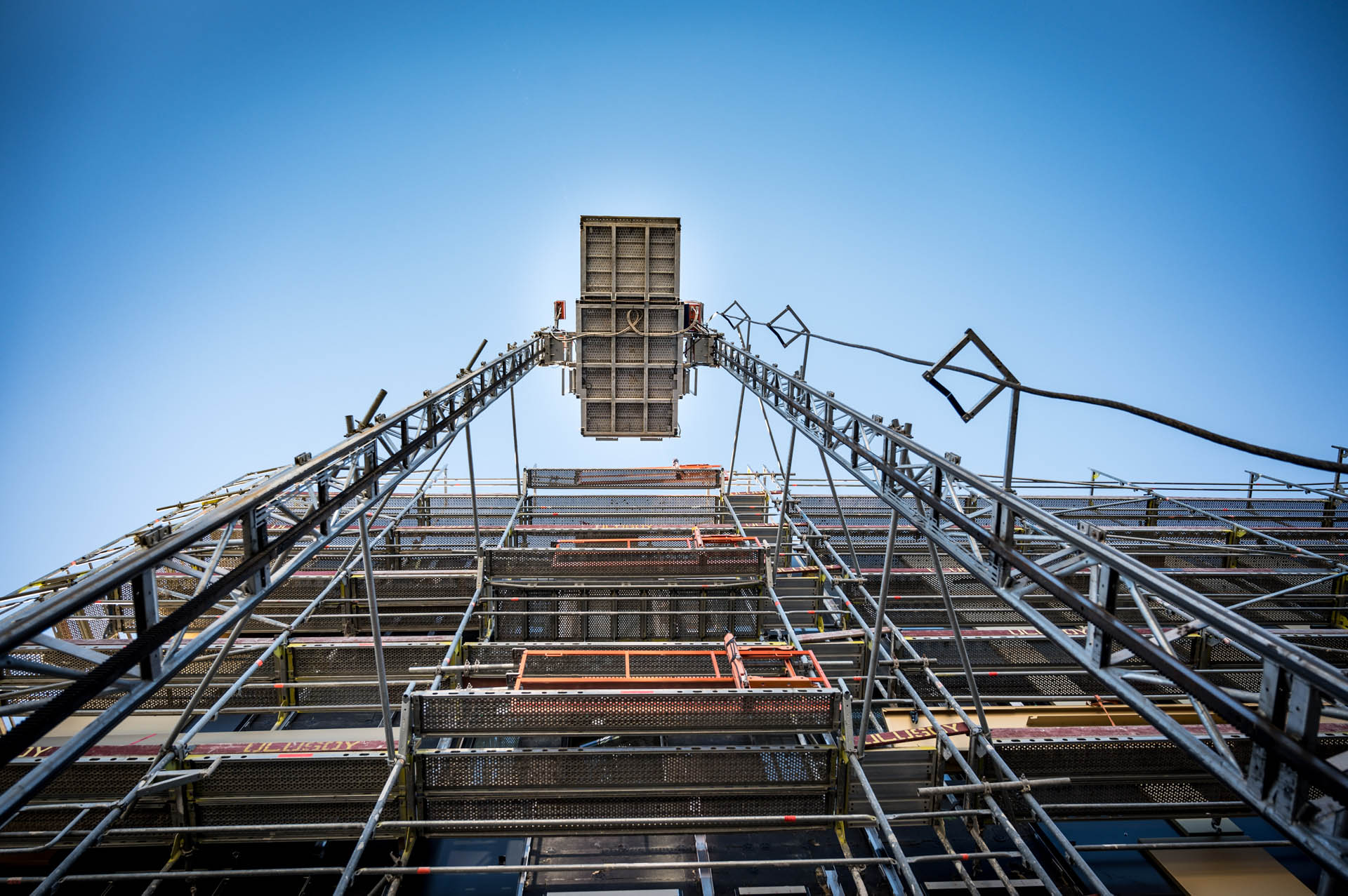 {{this.name Bild 6}}