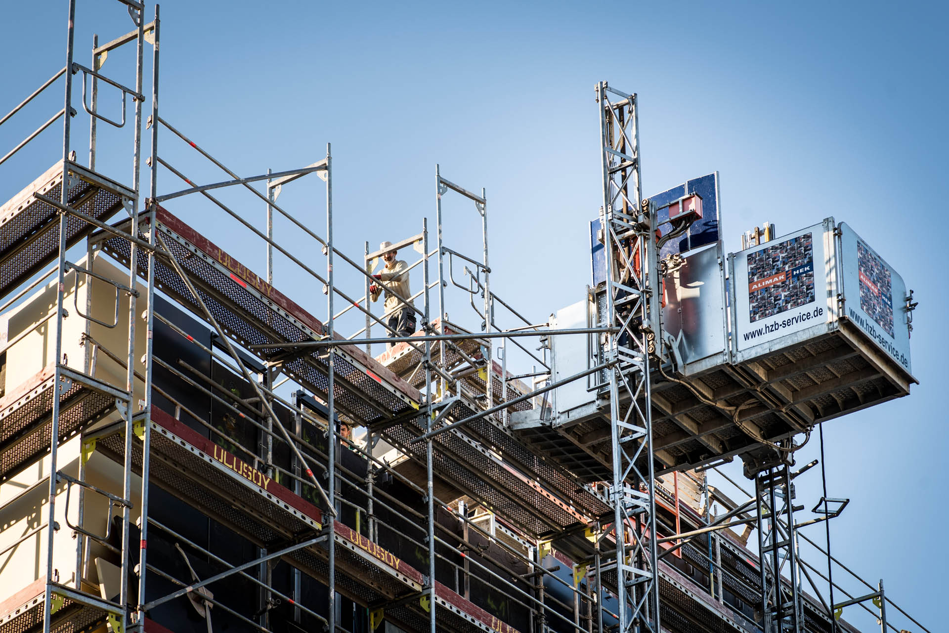 {{this.name Bild 7}}