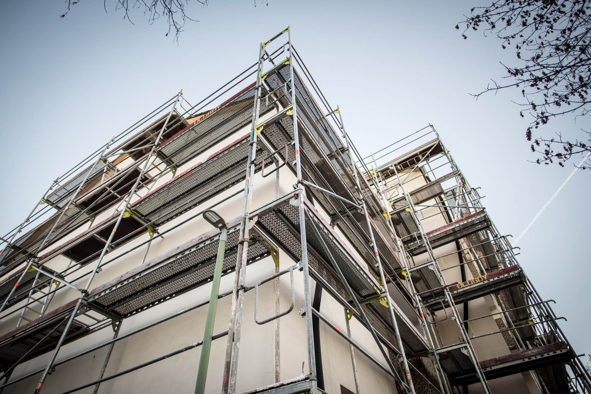 {{this.name Bild 8}}