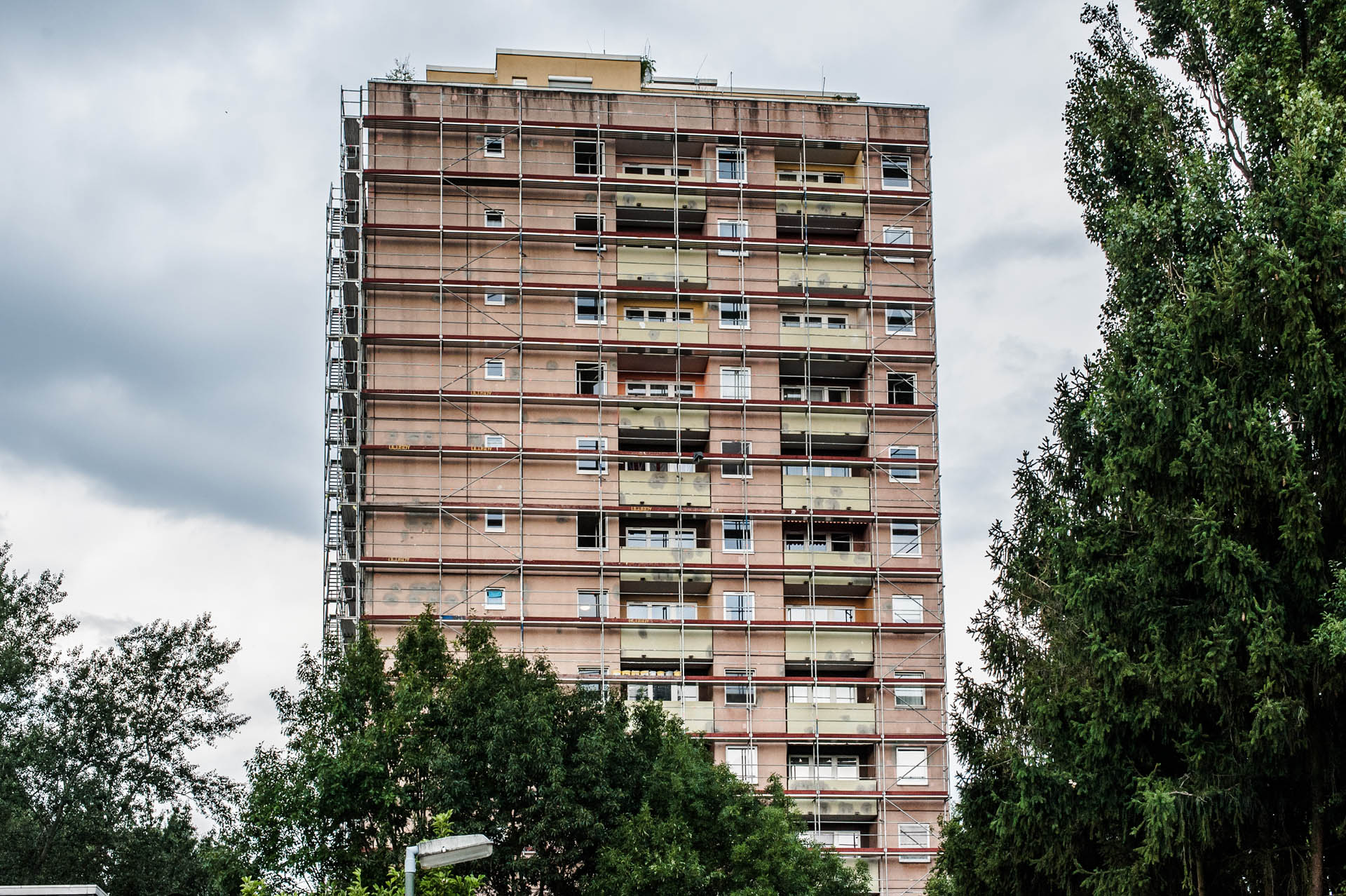 {{this.name Bild 5}}