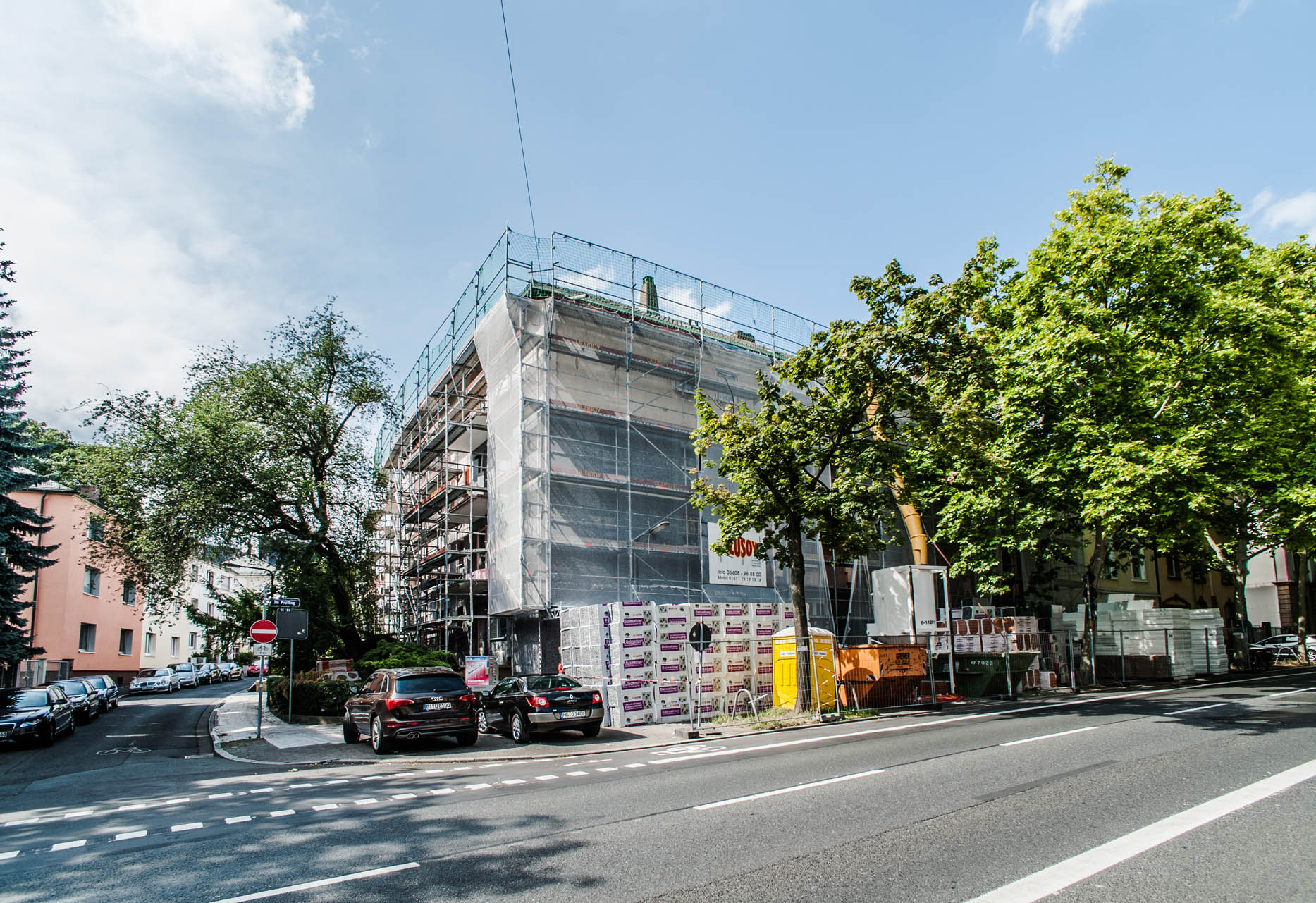 {{this.name Bild 4}}