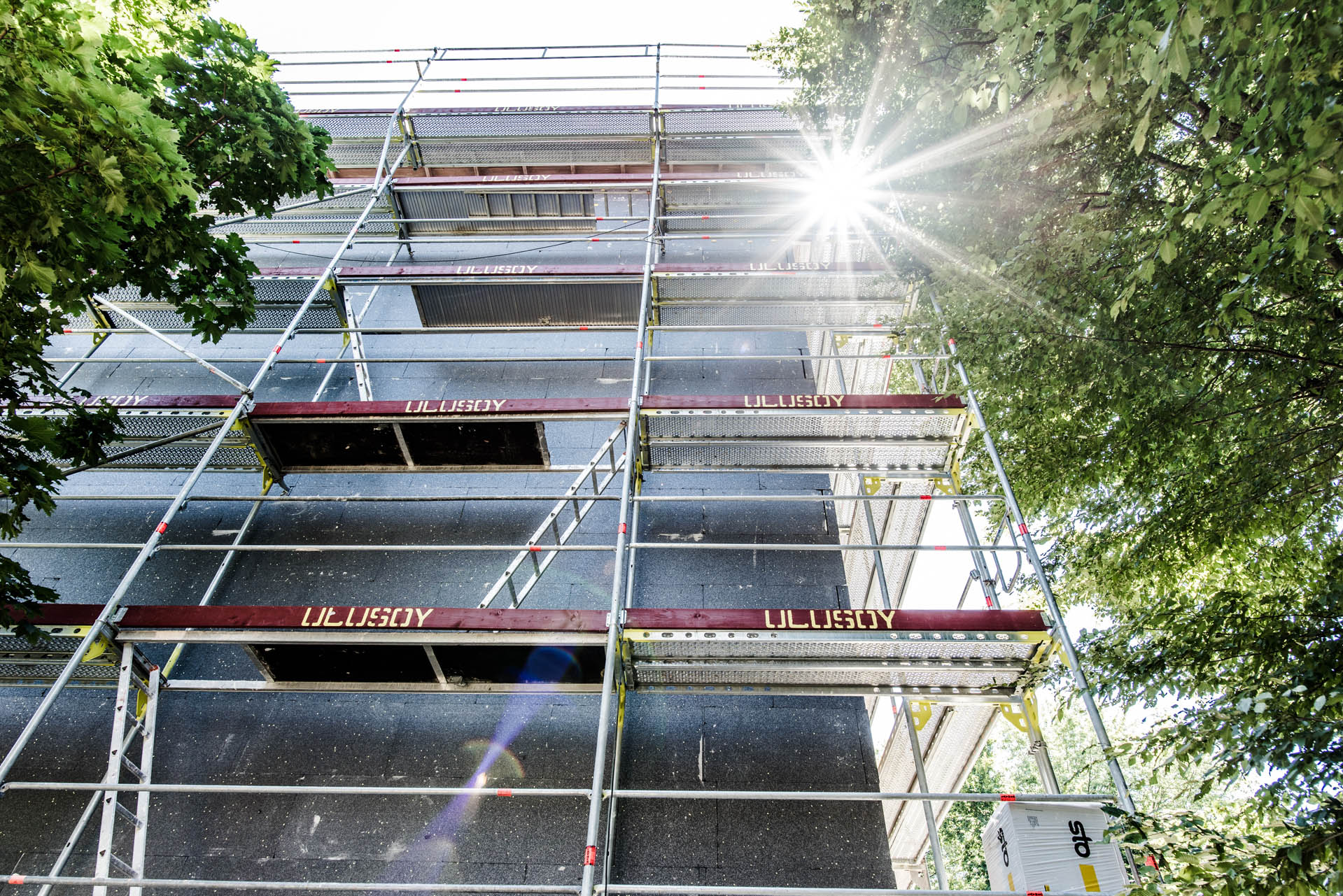 {{this.name Bild 2}}