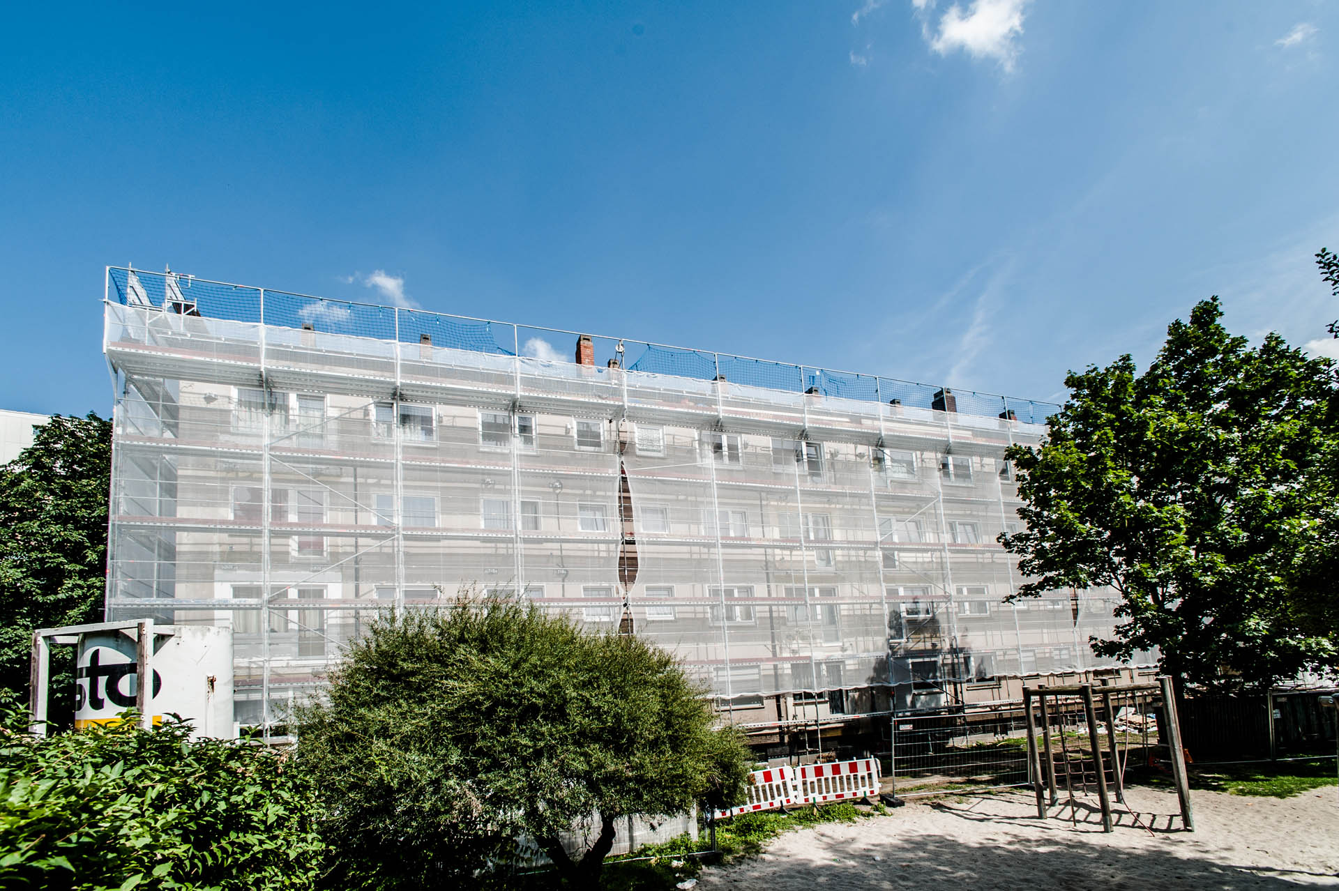 {{this.name Bild 4}}