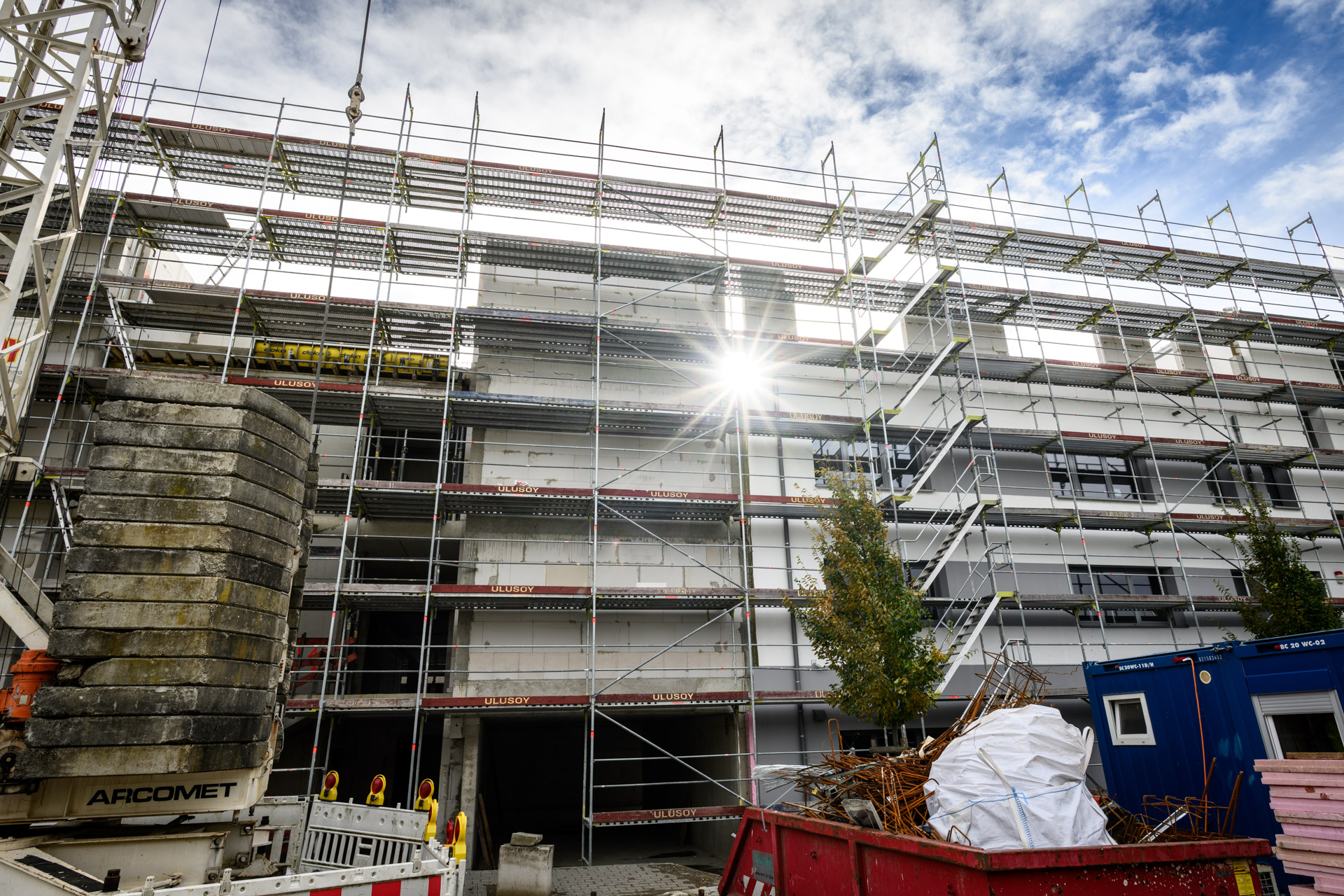 {{this.name Bild 5}}