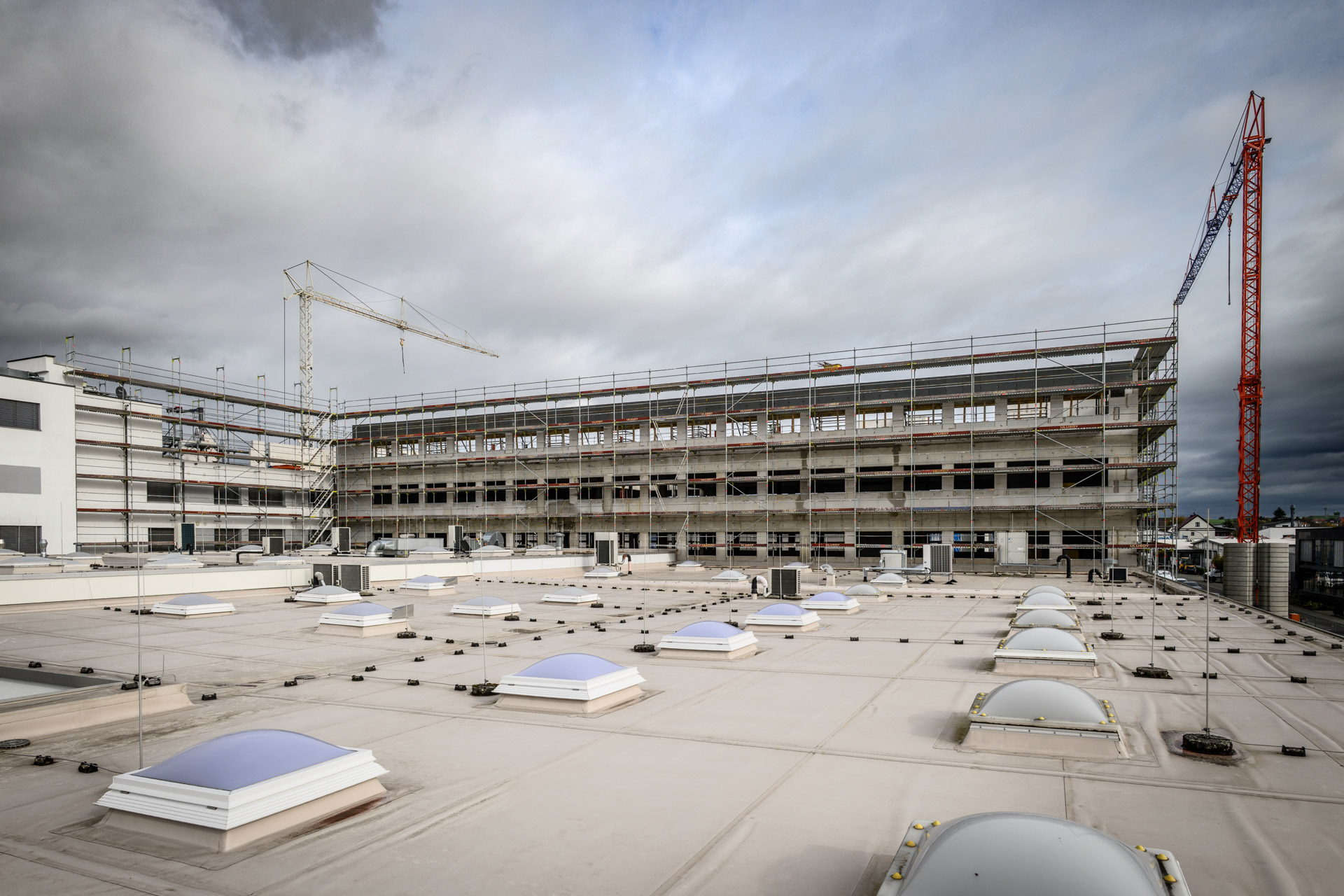 {{this.name Bild 4}}